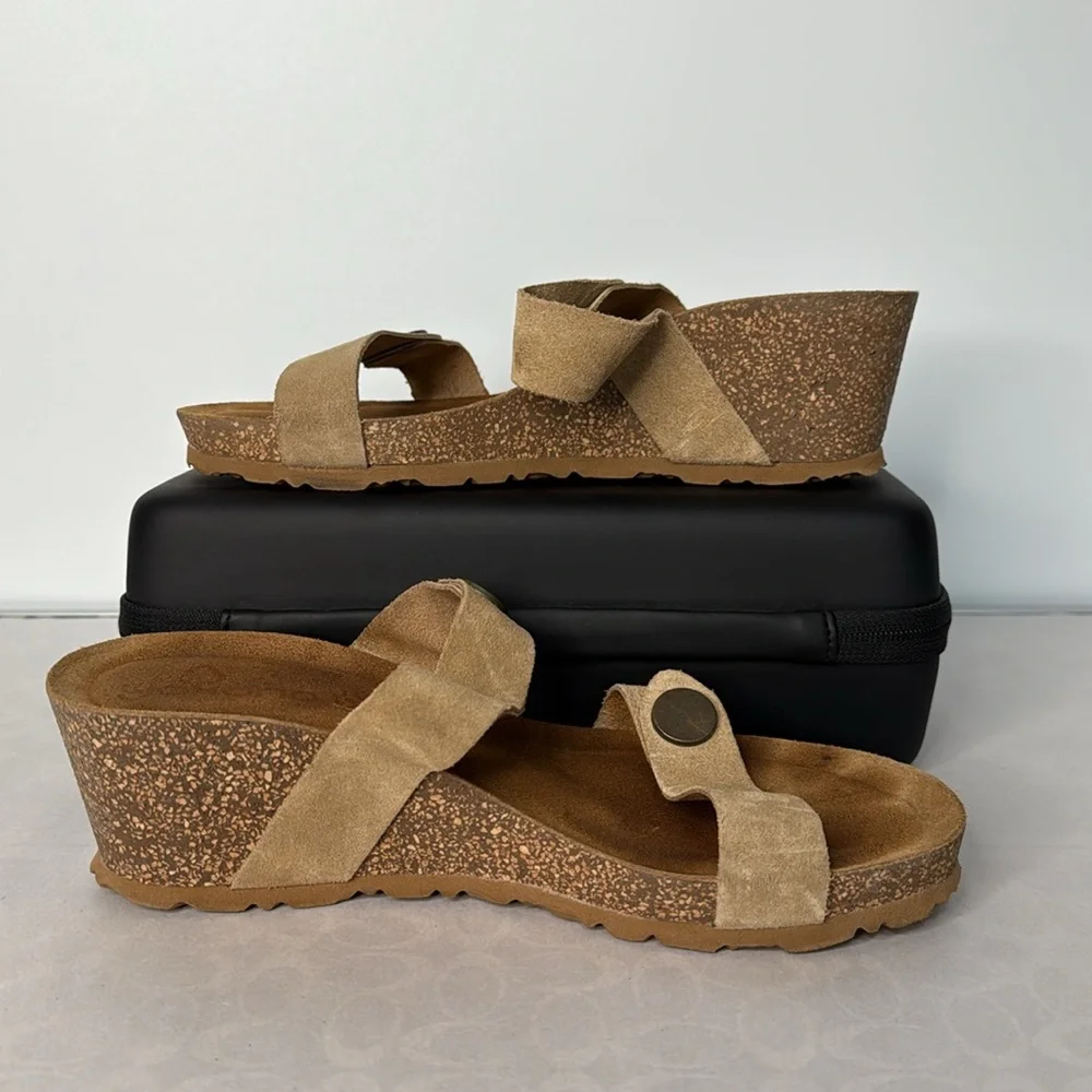 Yokono Tan Wedge Sandals Size 8
